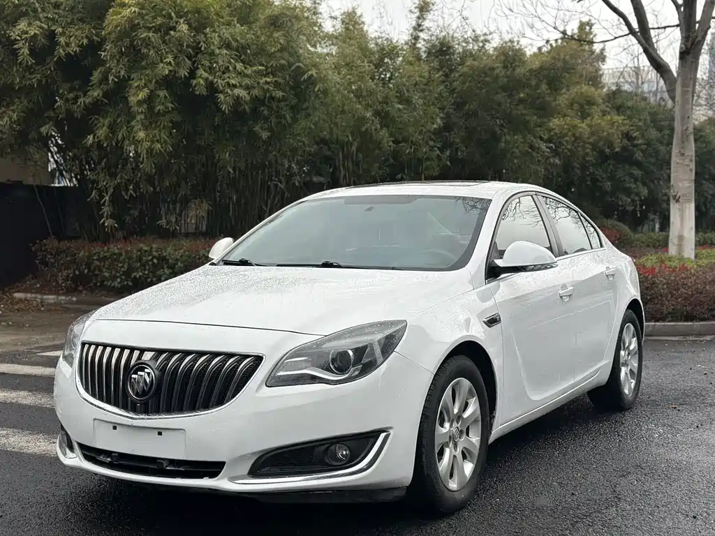 Buick Regal 2017 — фото 1