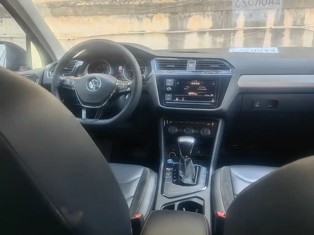 Volkswagen Tiguan L 2019 — фото 8