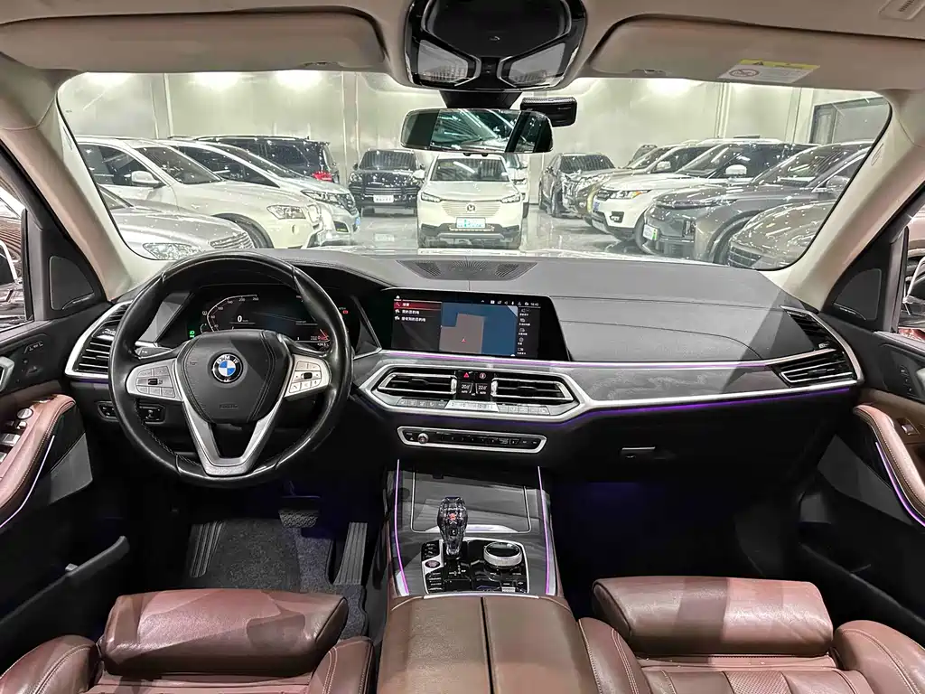 BMW X7 2019 — фото 19