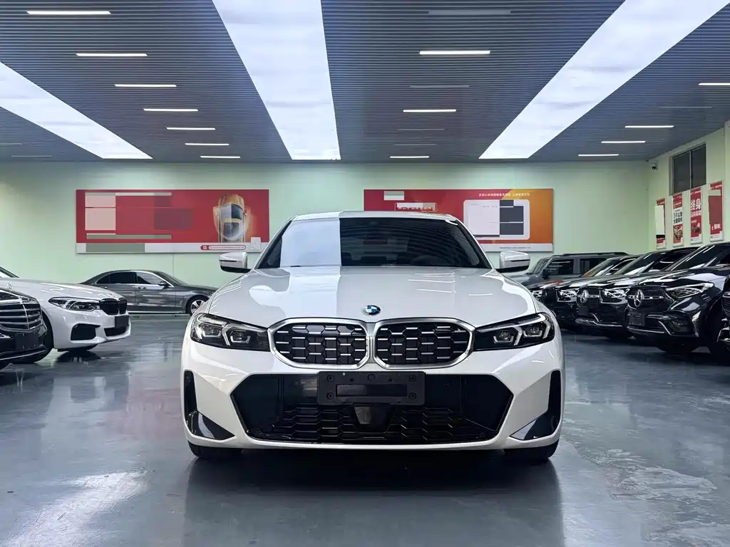 BMW 3 Series 2025