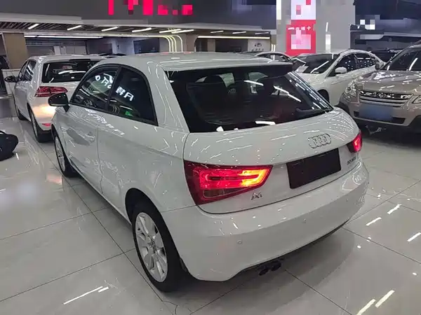 Audi A1 2015