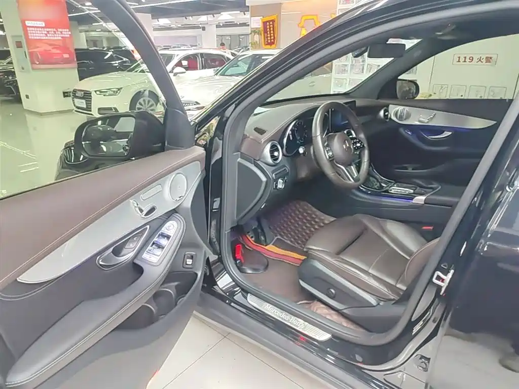 Mercedes-Benz GLC 2020 — фото 16