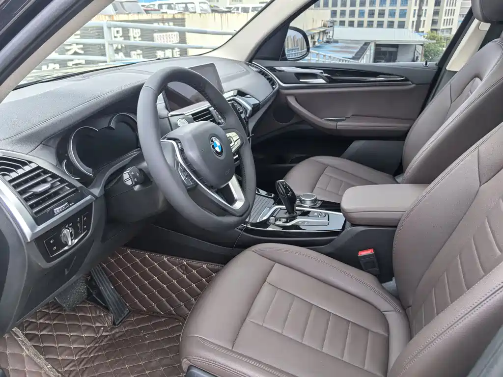 BMW X3 2019 — фото 8