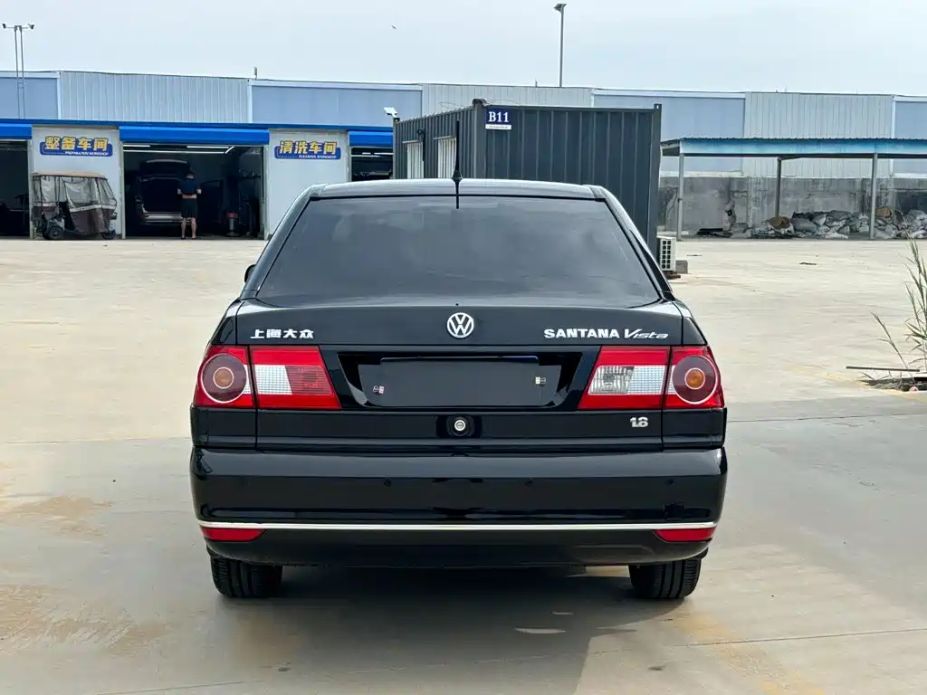 Volkswagen GMC 2011