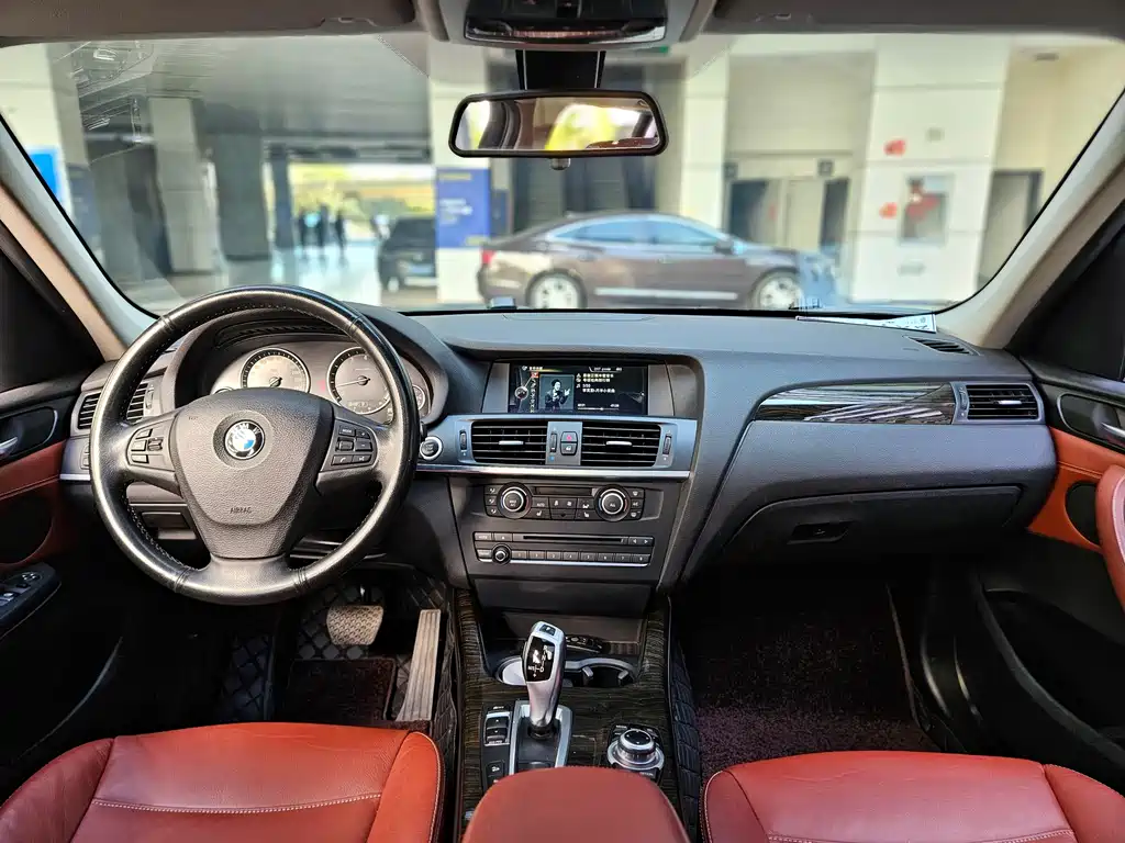 BMW X3 2014 — фото 18