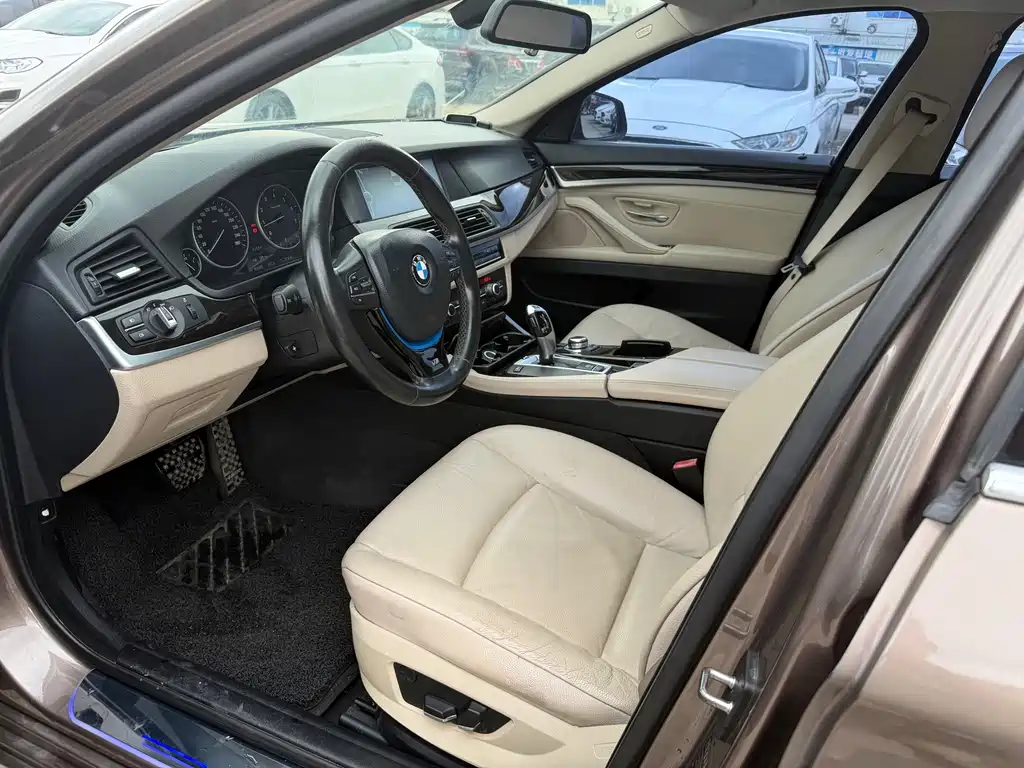 BMW 5 Series 2012