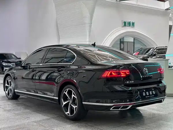 Volkswagen Magotan 2023