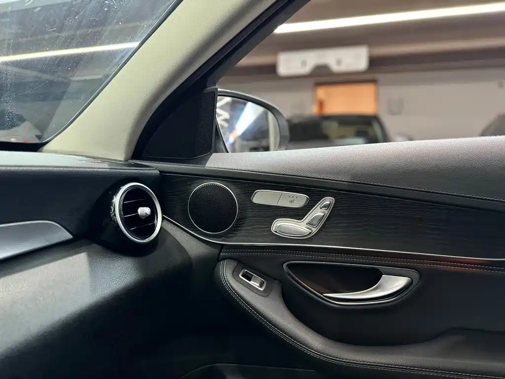 Mercedes-Benz C-Class 2016 — фото 15