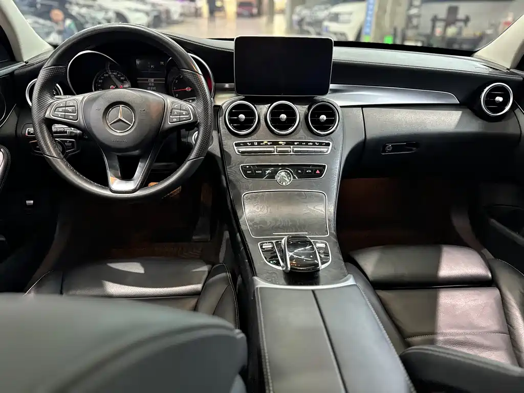 Mercedes-Benz C-Class 2016 — фото 17