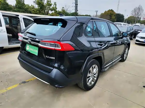 Toyota Wildlander 2022