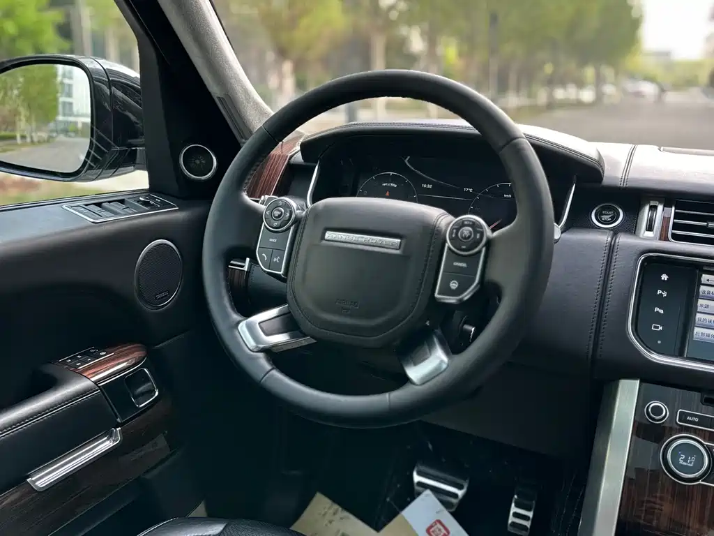 Land Rover Range Rover 2016 — фото 10