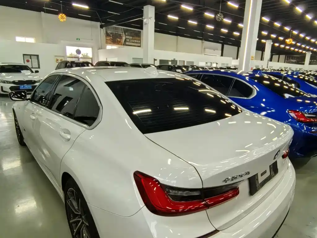 BMW 3 Series 2020