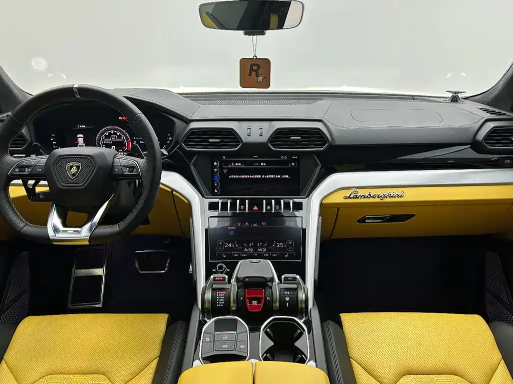 Lamborghini Urus 2019 — фото 21