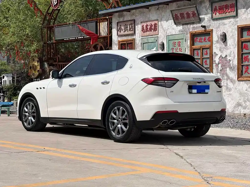 Maserati Levante 2021 — фото 14