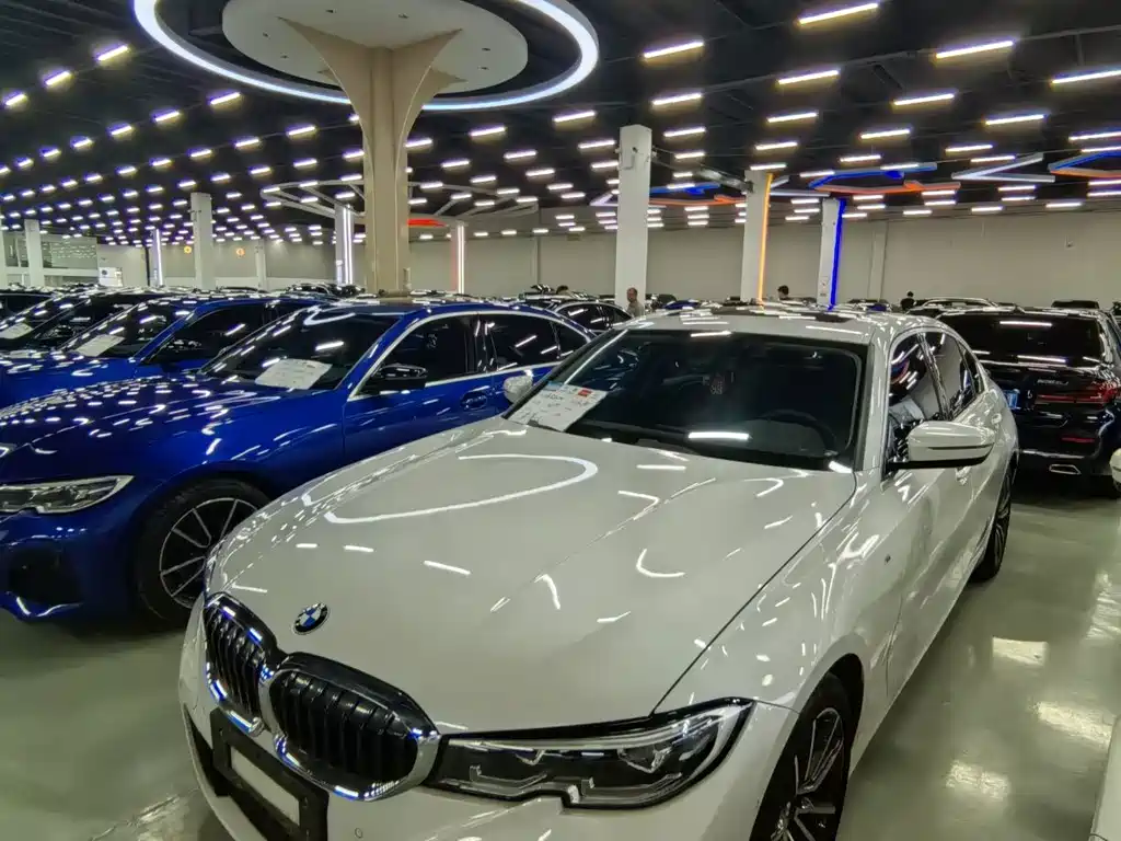 BMW 3 Series 2020