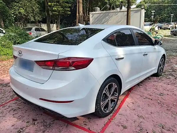 Hyundai Celesta 2018