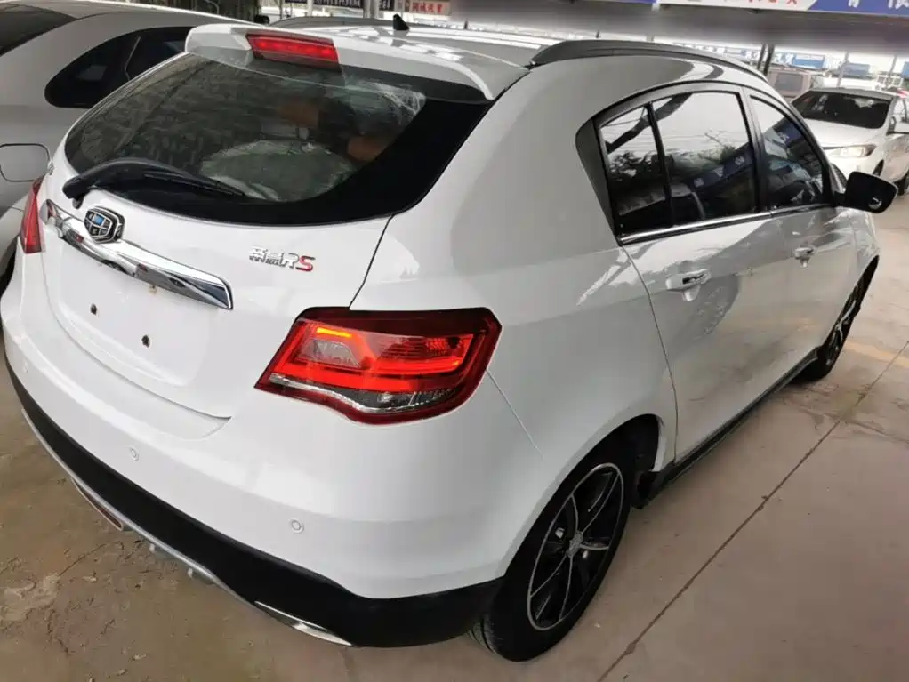 Geely Emgrand 2016