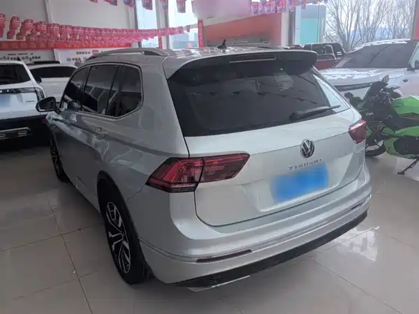 Volkswagen Tiguan L 2021