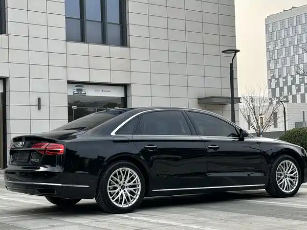 Audi A8 2016