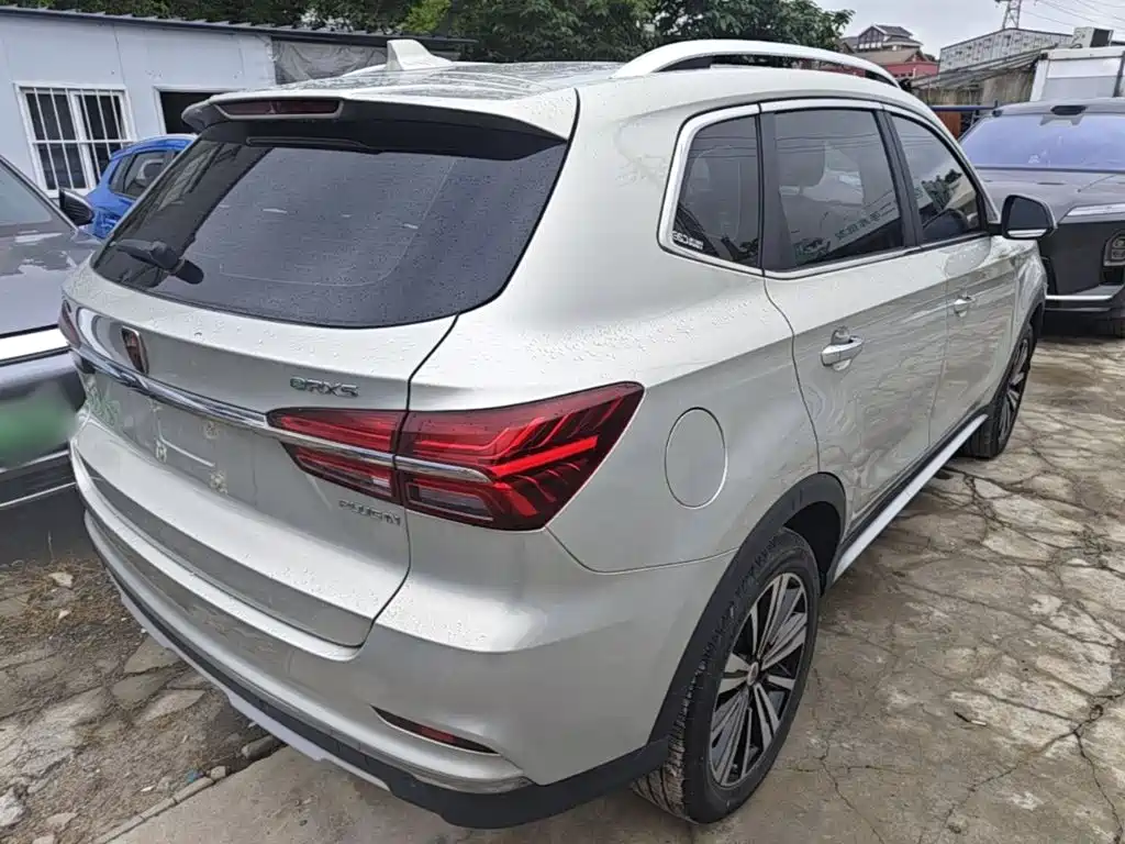 Roewe RX5 New Energy 2020 — фото 7