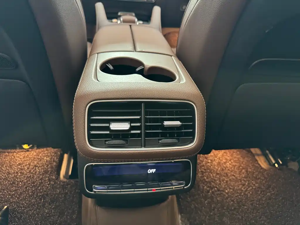 Mercedes-Benz GLS 2025 — фото 15