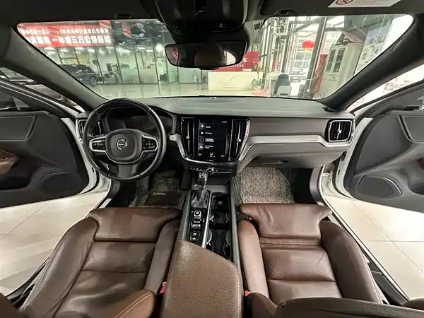 Volvo S60 2020