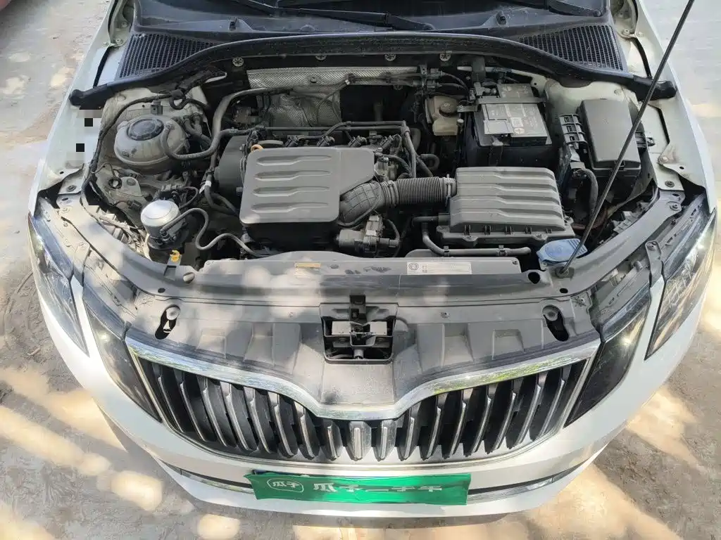 Skoda Octavia 2021 — фото 11