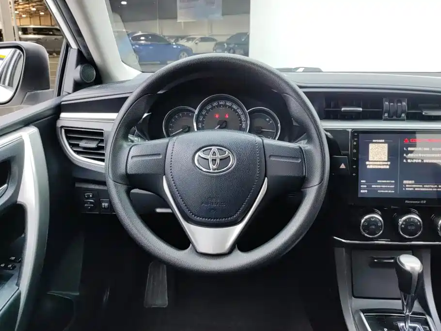 Toyota Corolla 2016 — фото 15