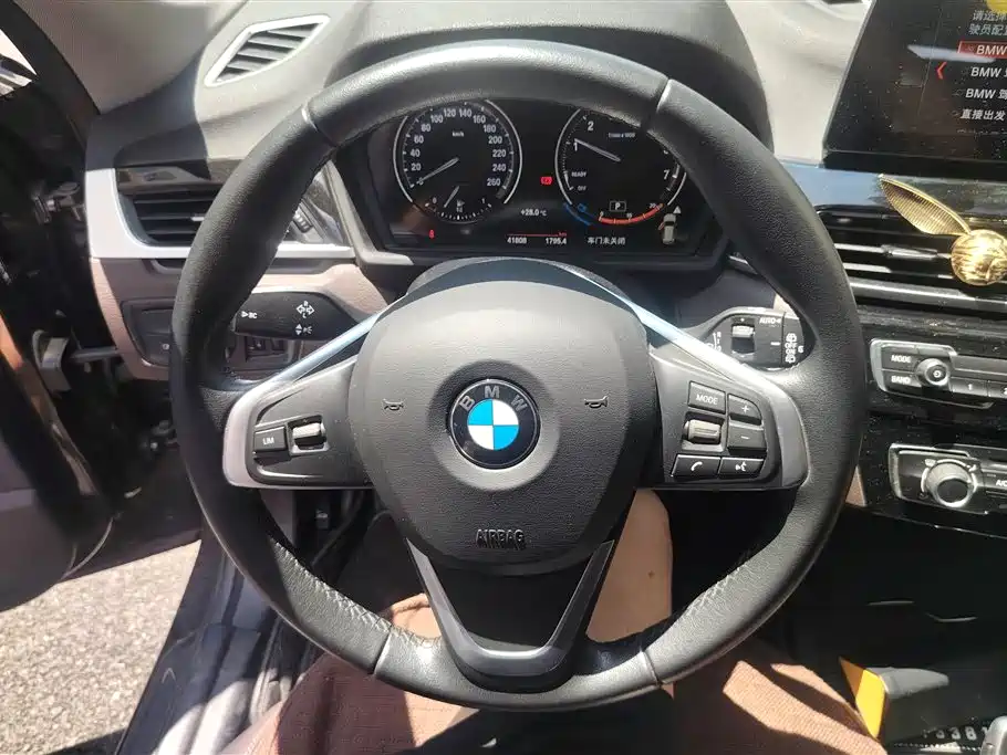 BMW X1 2021 — фото 15