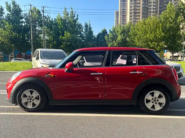 MINI 2016