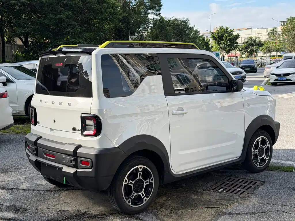 Geely Galaxy Panda 2025