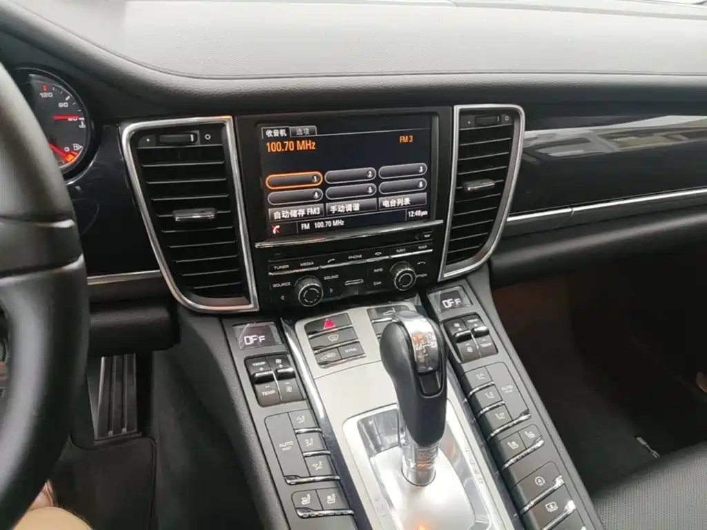 Porsche Panamera 2016 — фото 13
