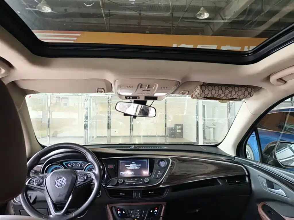 Buick Envision Plus 2017 — фото 18
