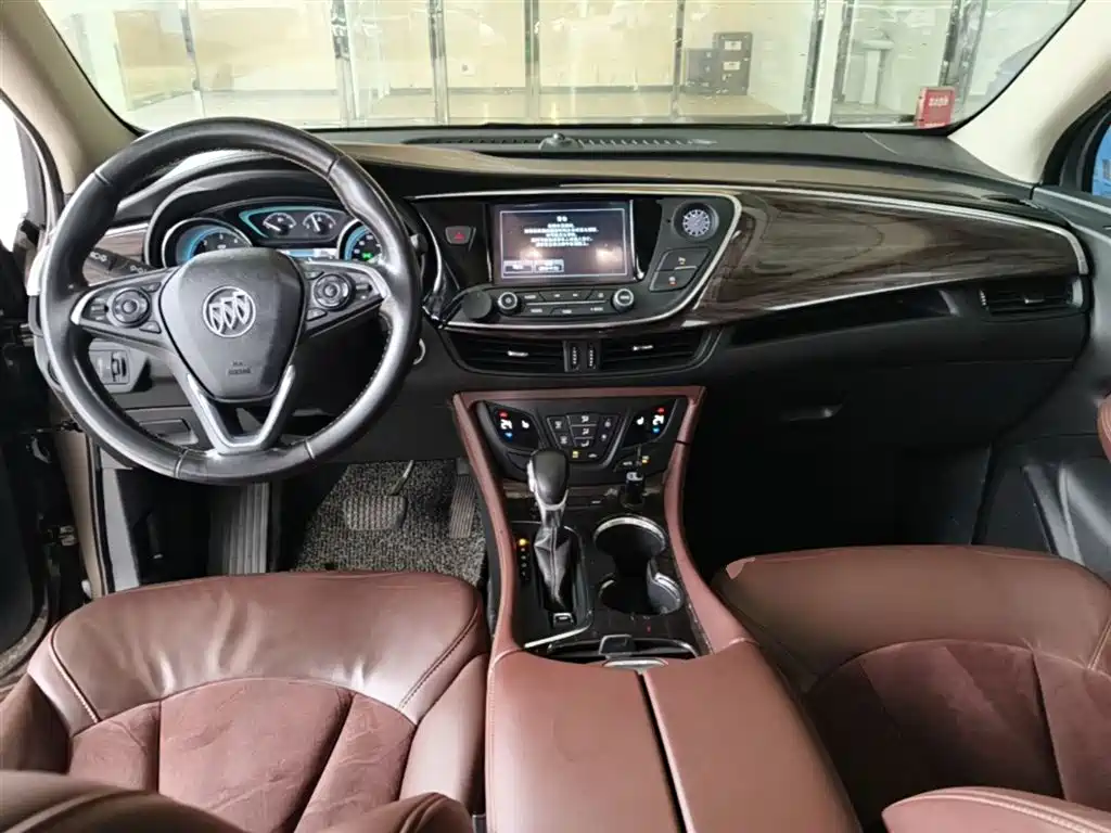 Buick Envision Plus 2017 — фото 10