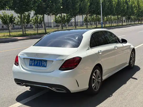 Mercedes-Benz C-Class 2021