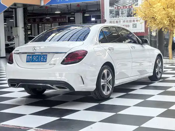 Mercedes-Benz C-Class 2019