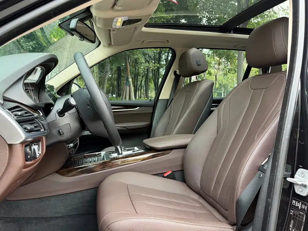 BMW X5 2015 — фото 11