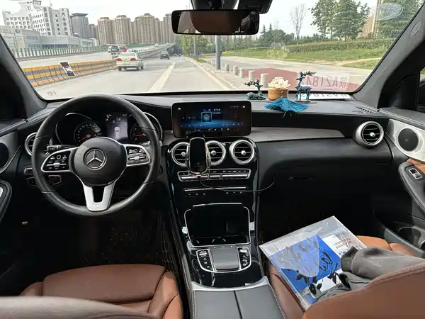 Mercedes-Benz GLC 2020