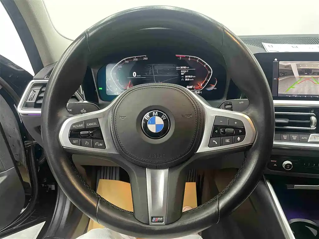 BMW 3 Series 2022 — фото 15