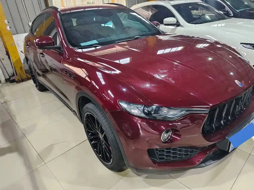 Maserati Levante 2017 — фото 3