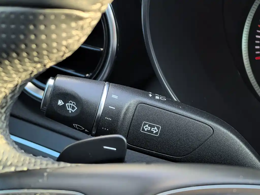 Mercedes-Benz C-Class 2016 — фото 15