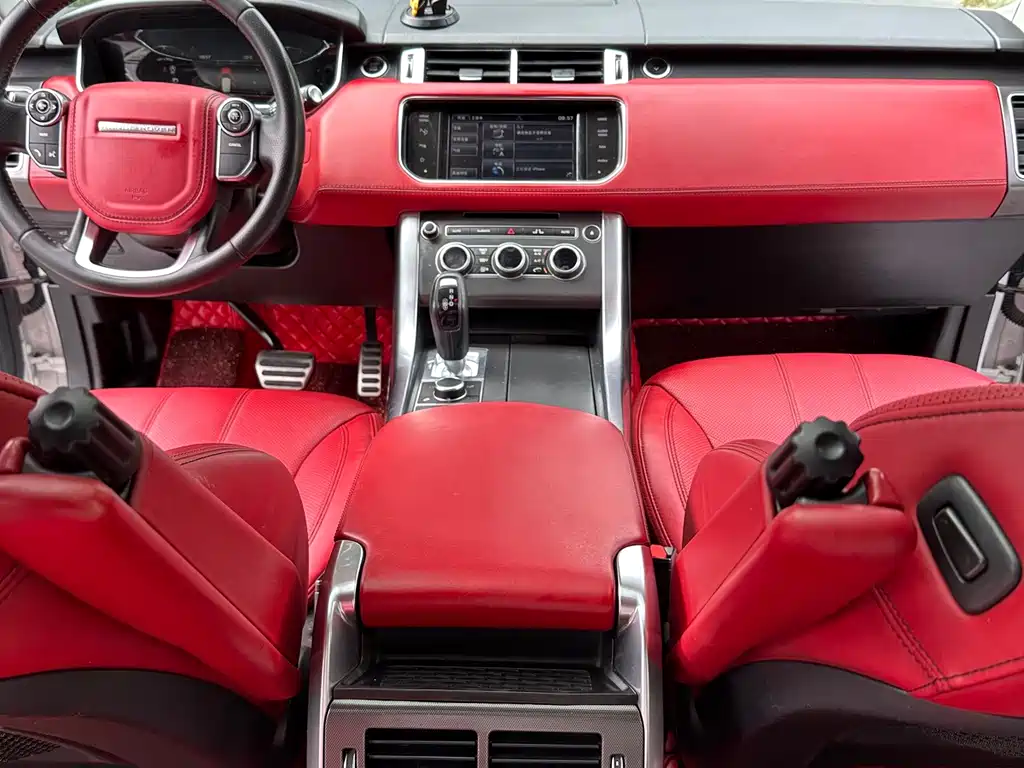 Land Rover Range Rover Sport 2015 — фото 17