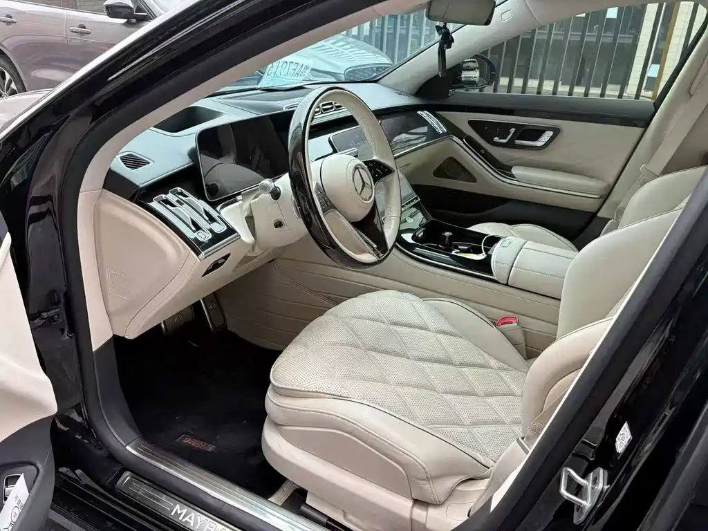 Mercedes-Benz Maybach S-Class 2023