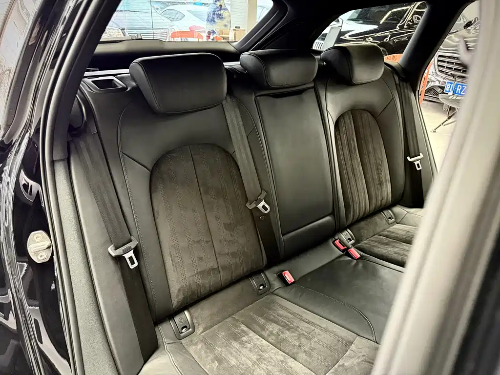 Audi A6 2018 — фото 13