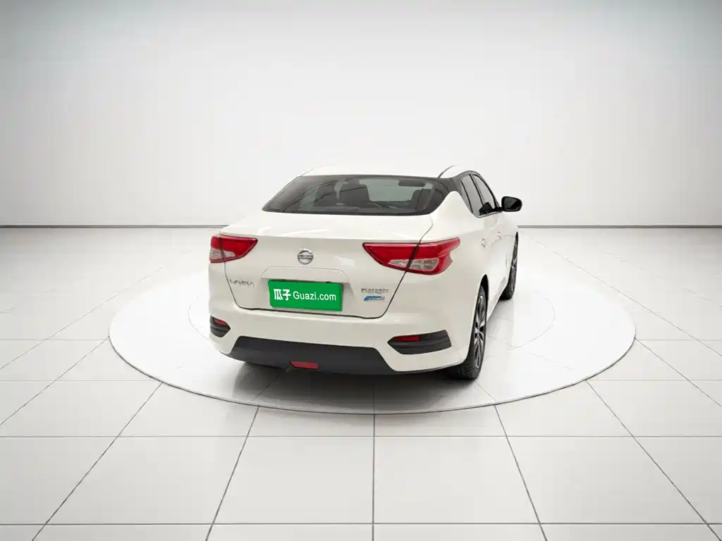 Nissan Bluebird 2018