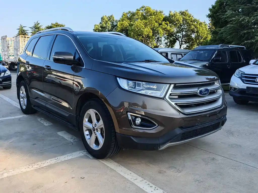 Ford Edge 2018 — фото 3