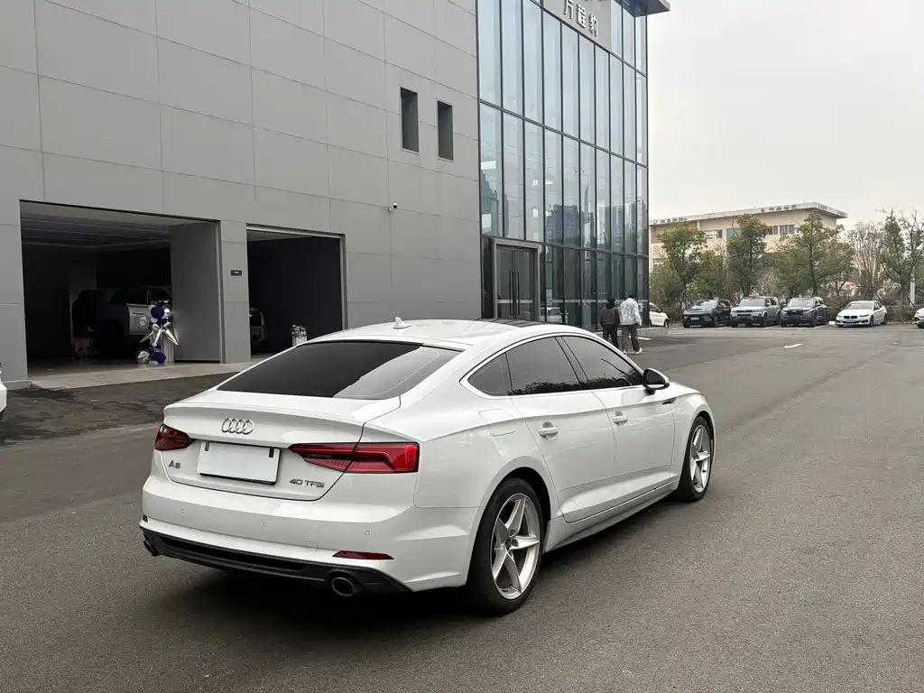 Audi A5 2017 — фото 13