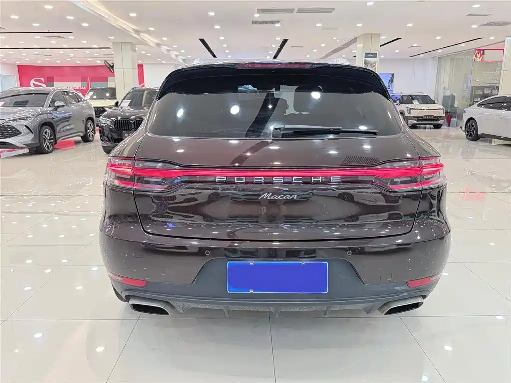 Porsche Macan 2019 — фото 12