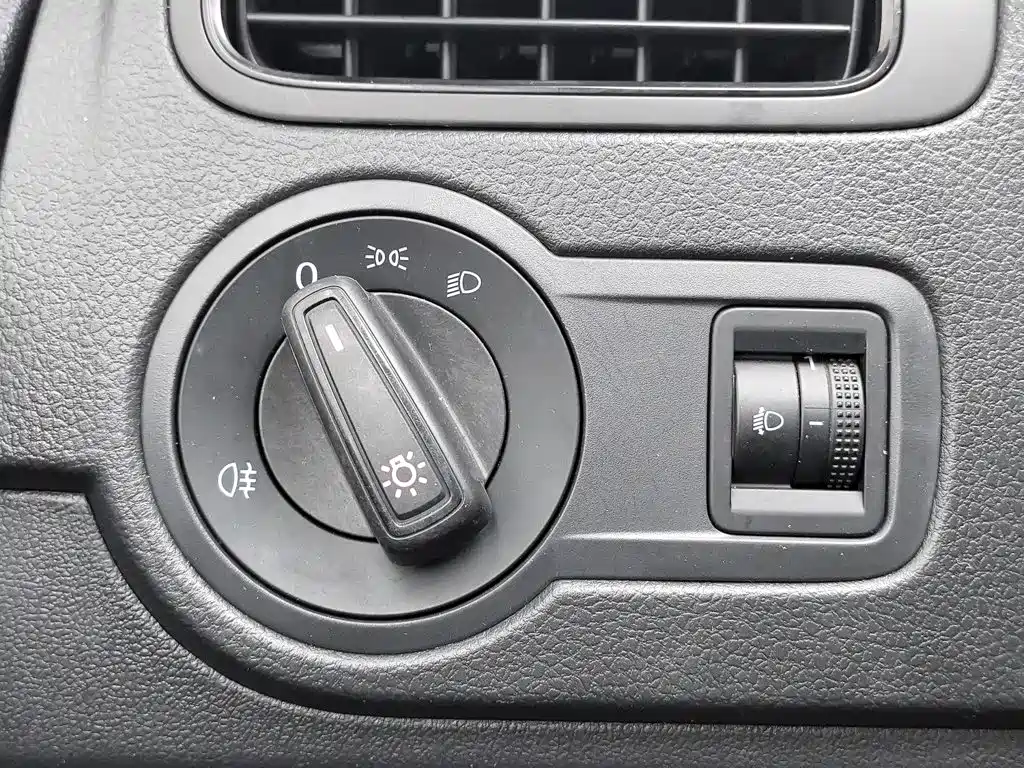 Volkswagen Polo 2019 — фото 21