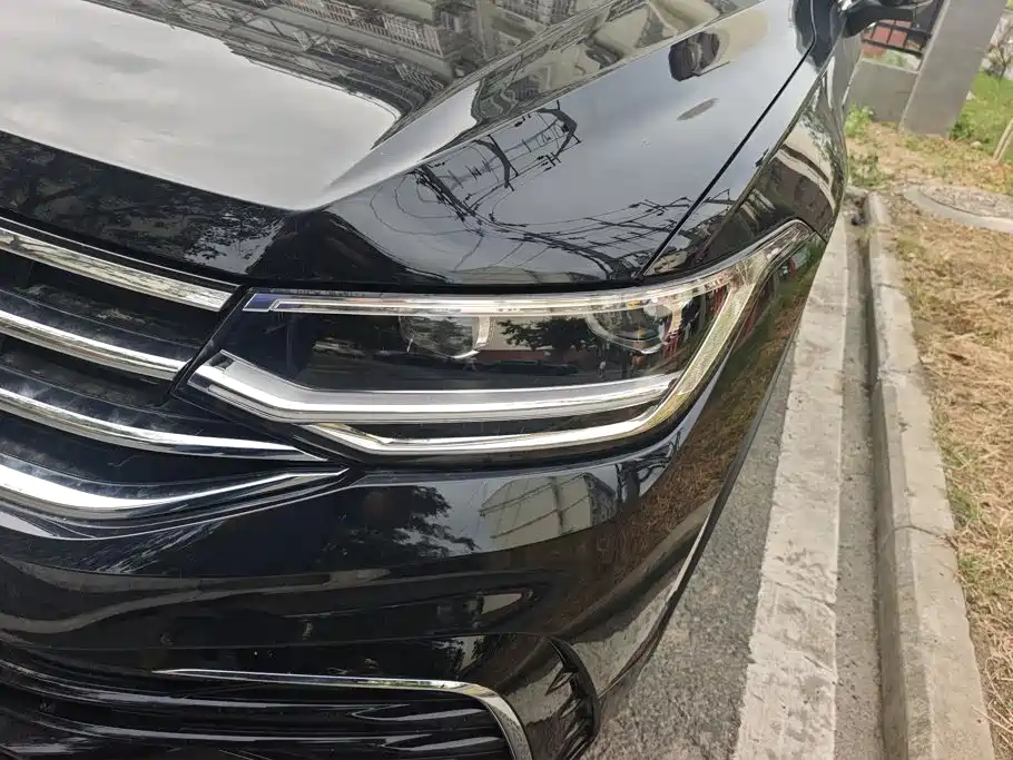 Volkswagen Tiguan L 2021